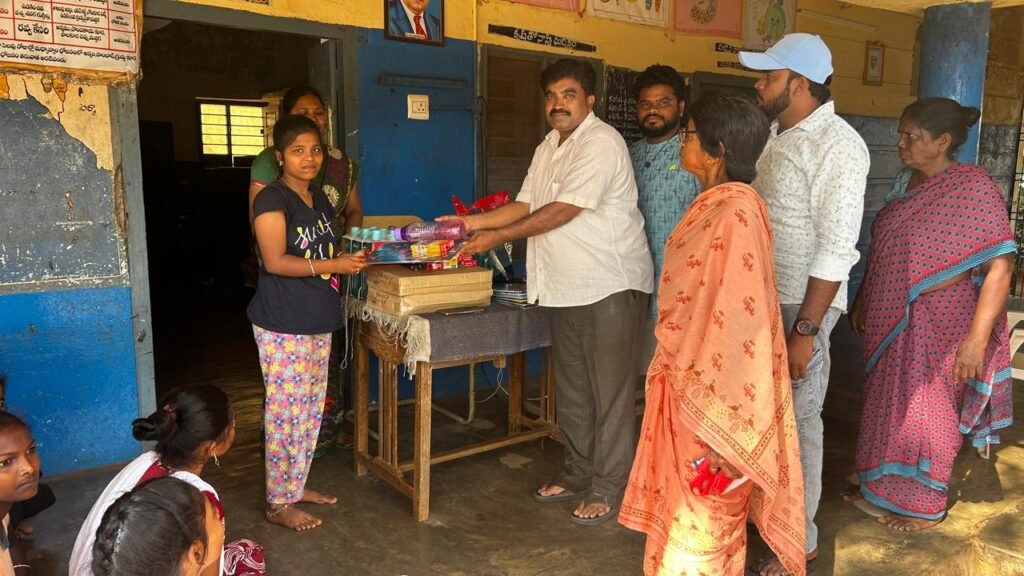 పరీక్ష సామాగ్రి కంపెనీ చేసిన చాపల శ్రీనివాసులు