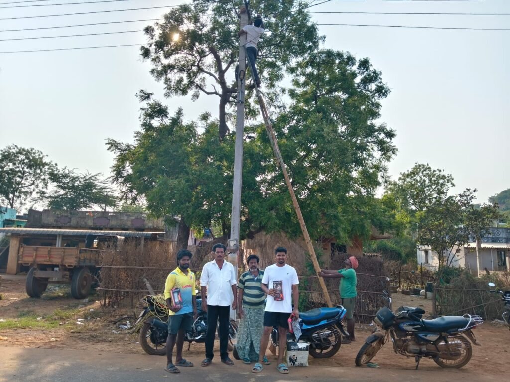 గూడలిలో చీకట్లో నుండి కొత్త వెలుగు వైపు- వెంకట కృష్ణారెడ్డి.