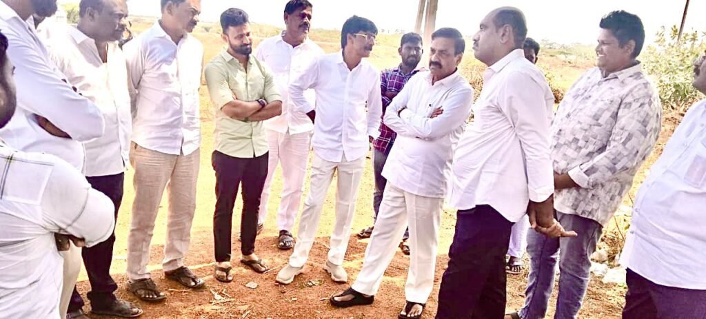 జగన్ పర్యటన సందర్బంగా ఏర్పాట్ల పరిశీలించిన కాకాణి.