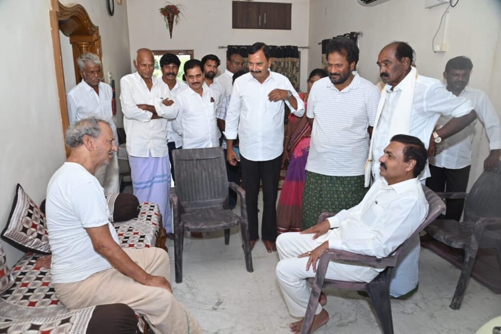 కూటమి పాలనలో సంక్షేమం కరువు- కాకాణి గోవర్ధన్ రెడ్డి.